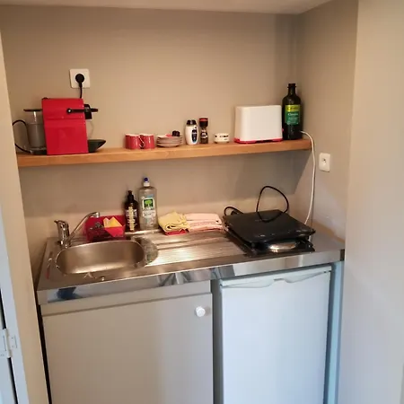 Louveciennes: Lumineux Independant De 23 M2 Apartamento