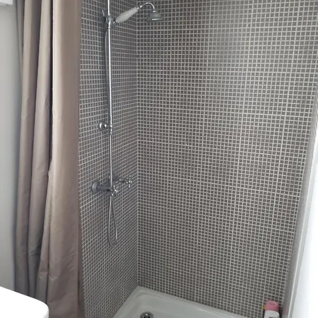 Louveciennes: Studio Lumineux Independant De 23 M2 Apartment