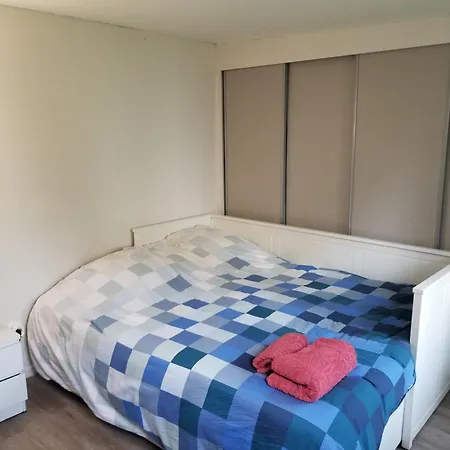 Apartamento Louveciennes: Lumineux Independant De 23 M2